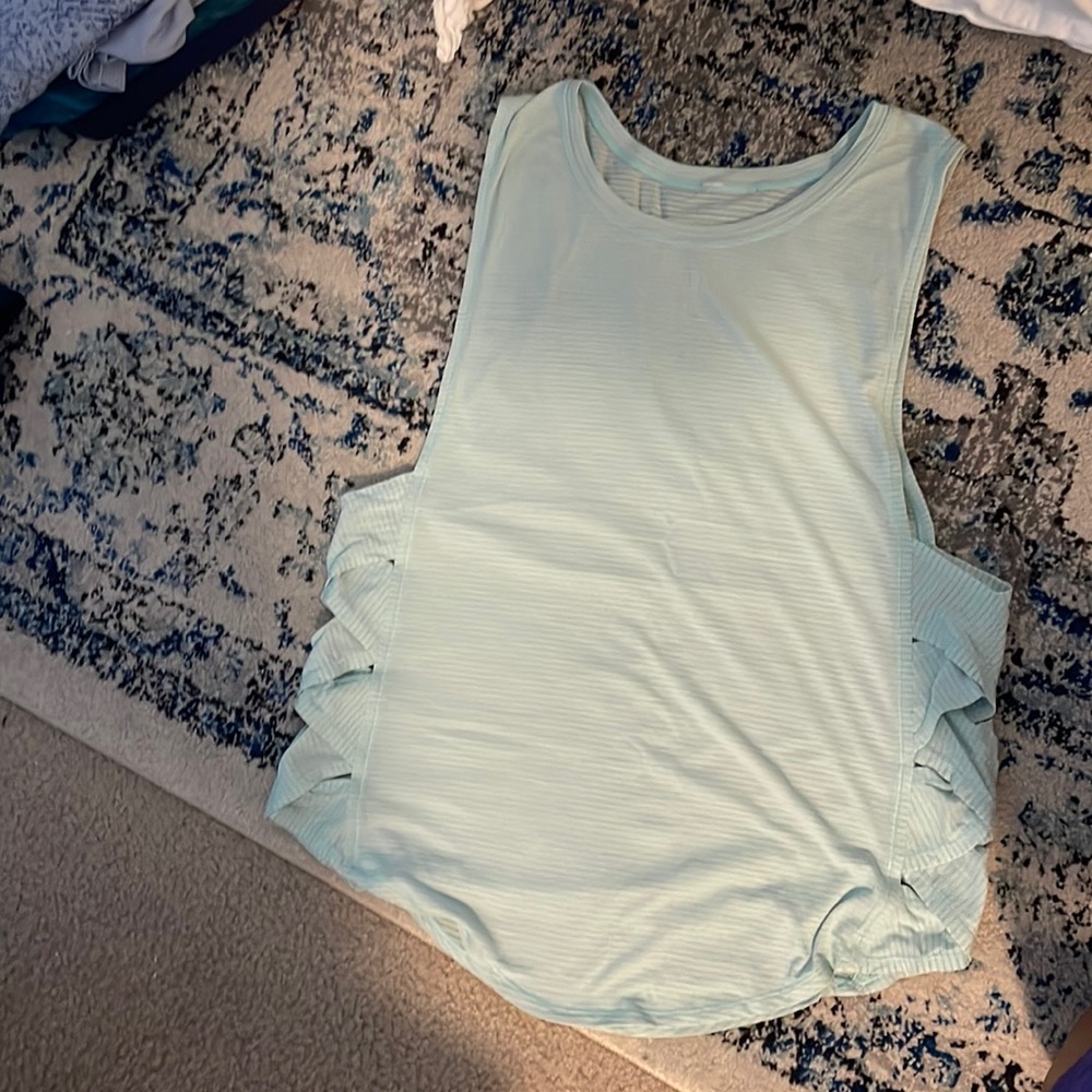 Lululemon muscle tank with cute braided side detailing